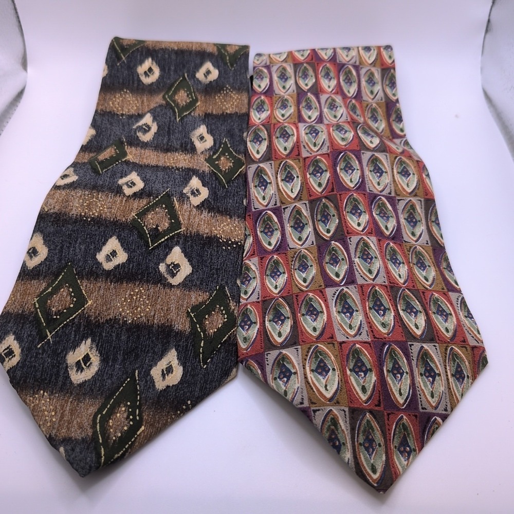 VTG Colours by Alexander Julian Multicolor Paisley Designer All Silk Neckties 2p